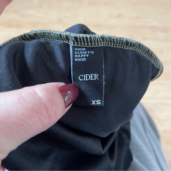 |Cider| Bodysuit XS Never Been Worn - Picture 5 of 5